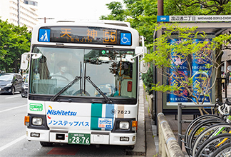 西鉄バス「渡辺通二丁目」停 徒歩5分（約400ｍ）